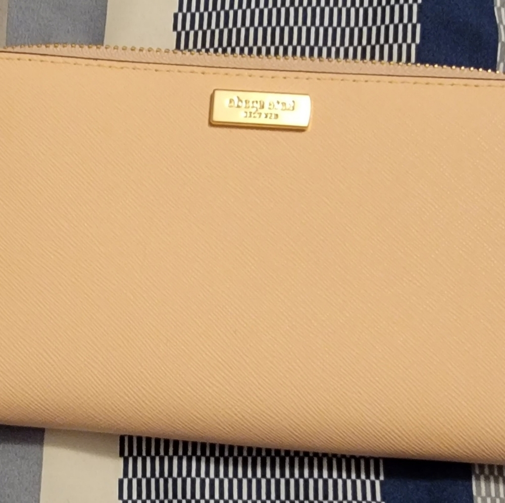 Kate Spade wallet
